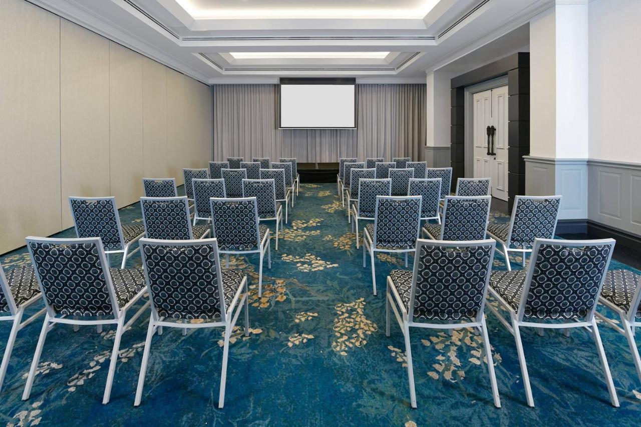 Jw Marriott Gold Coast Resort & Spa Surfers Paradise Exterior photo Meeting room