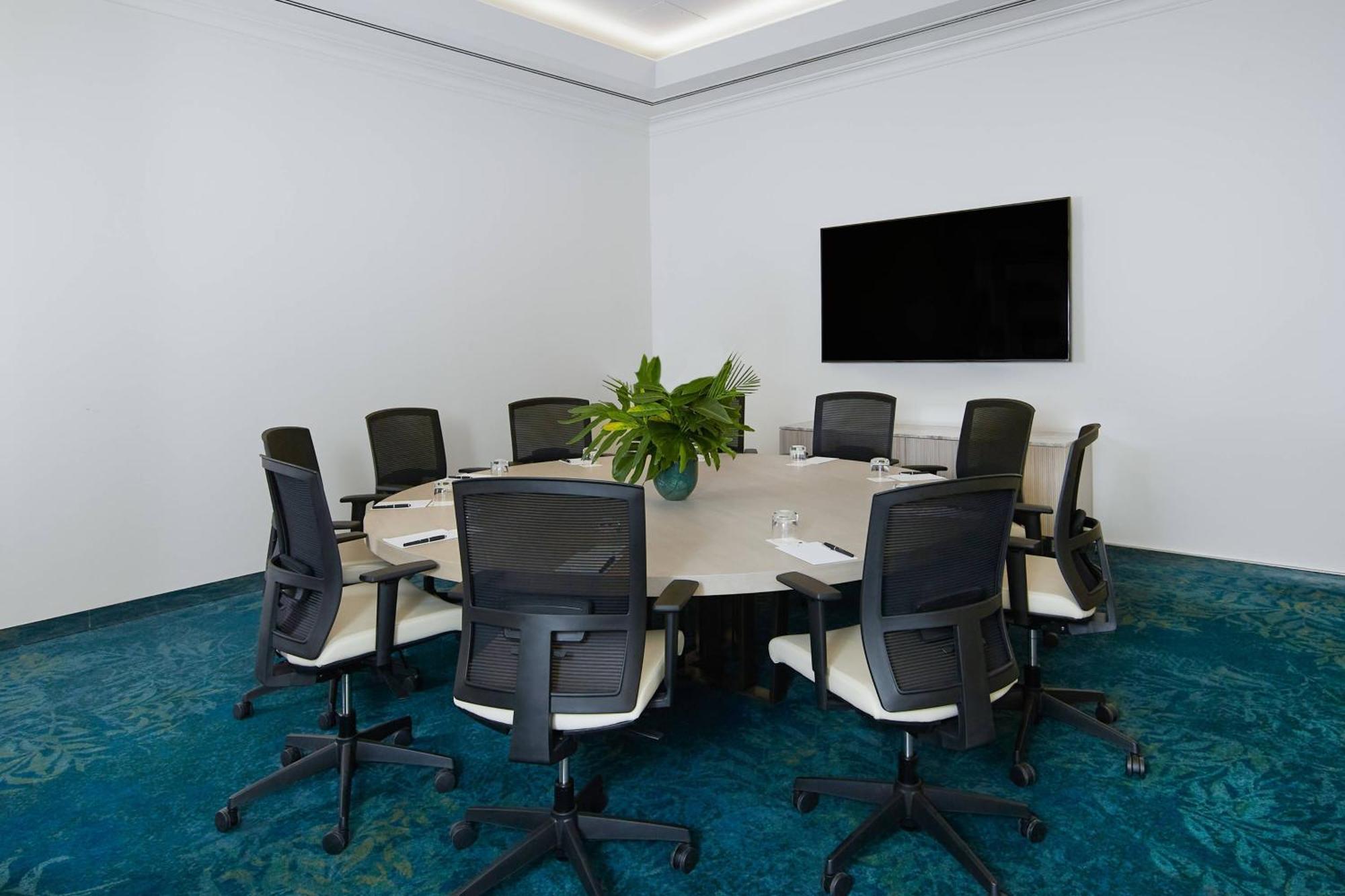 Jw Marriott Gold Coast Resort & Spa Surfers Paradise Exterior photo Meeting room at the headquarters of the European Space Agency in Paris, France