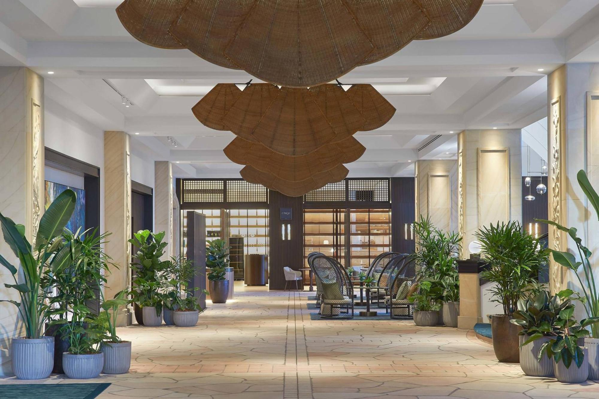 Jw Marriott Gold Coast Resort & Spa Surfers Paradise Exterior photo The lobby of the hotel